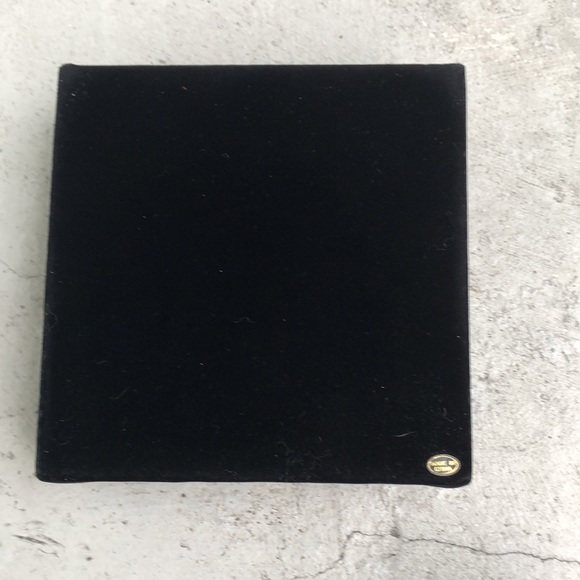 Chanel Box - Picture 4 of 4